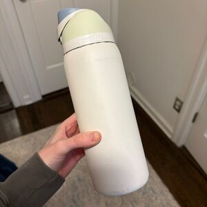 Owala White and Light Blue Water Bottle 32oz